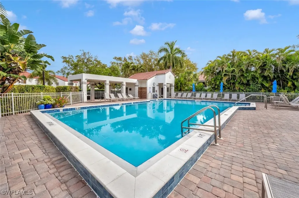 559 Beachwalk Circle Naples FL 34108