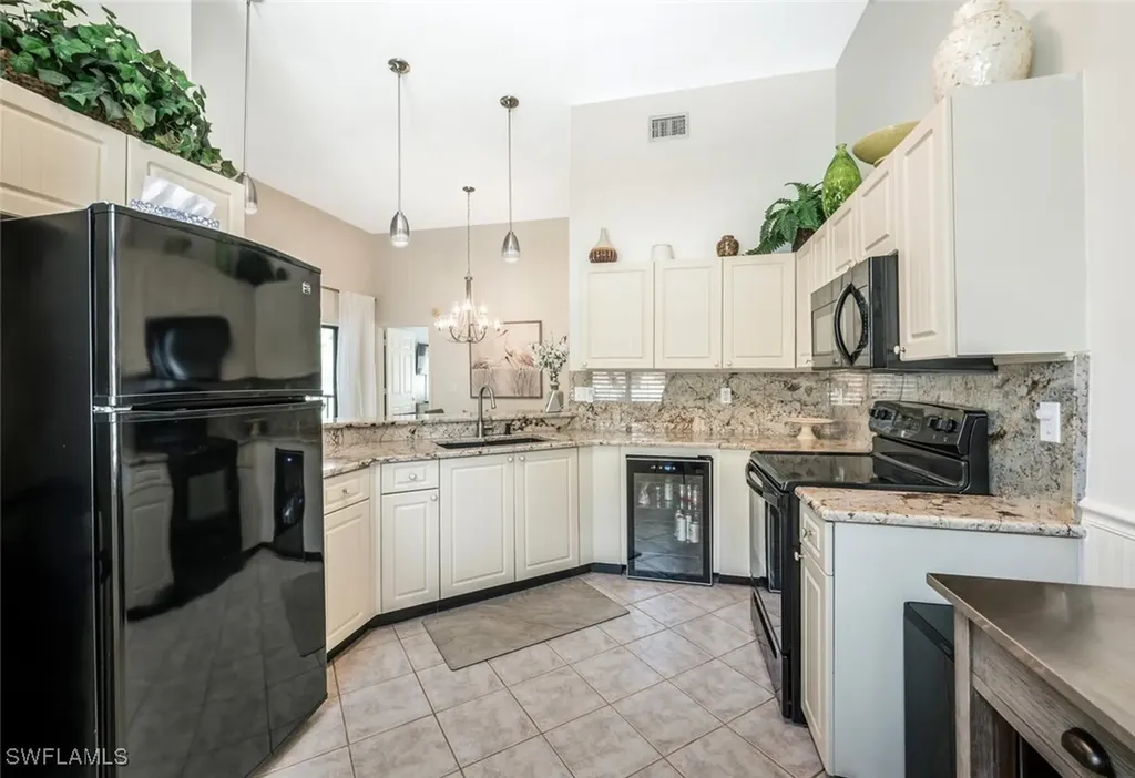 559 Beachwalk Circle Naples FL 34108