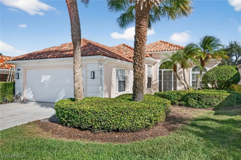 3956 Isla Ciudad Court Naples FL 34109