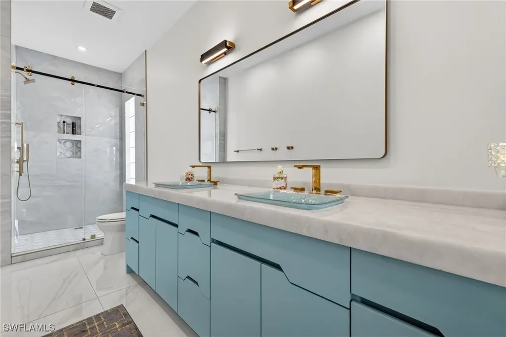 3956 Isla Ciudad Court Naples FL 34109