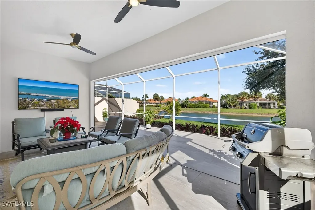3956 Isla Ciudad Court Naples FL 34109