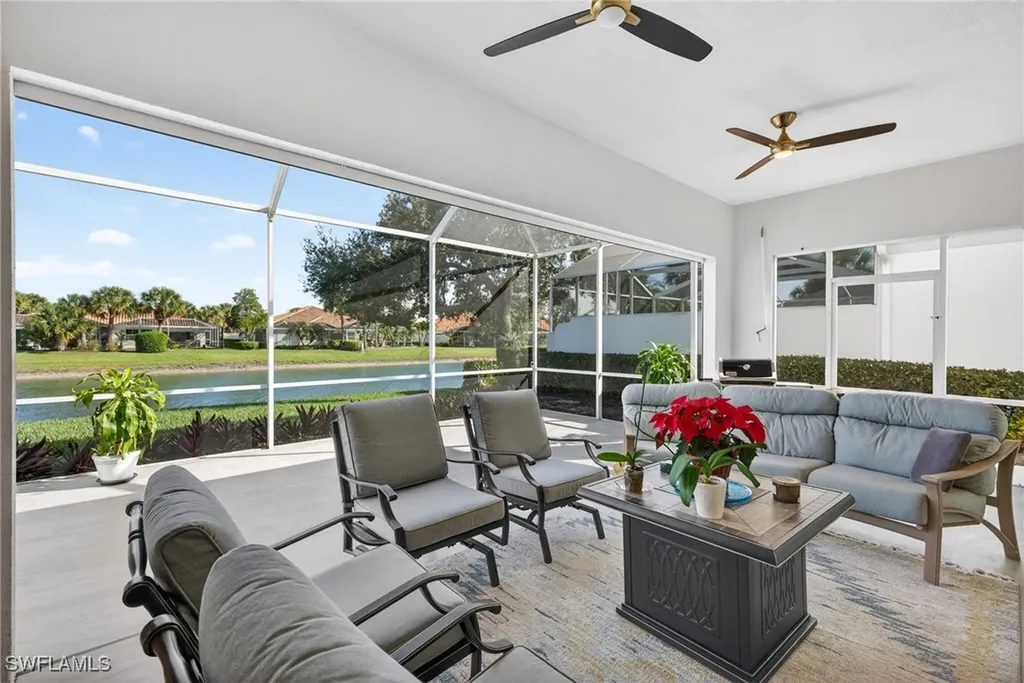 3956 Isla Ciudad Court Naples FL 34109