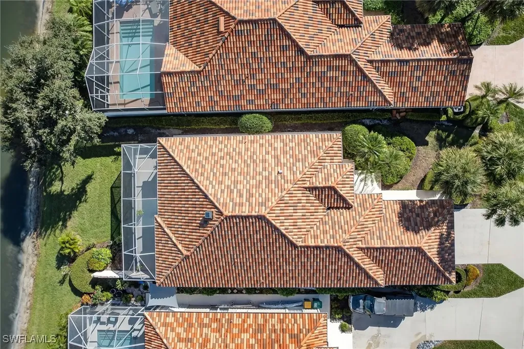 3956 Isla Ciudad Court Naples FL 34109