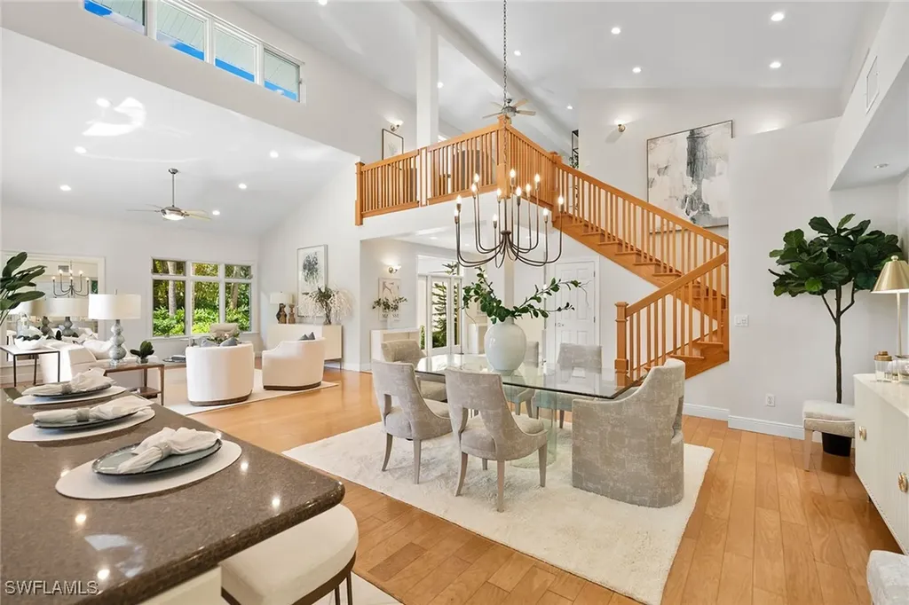 416 3rd Avenue N Naples FL 34102