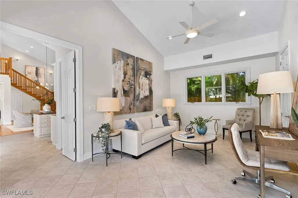 416 3rd Avenue N Naples FL 34102