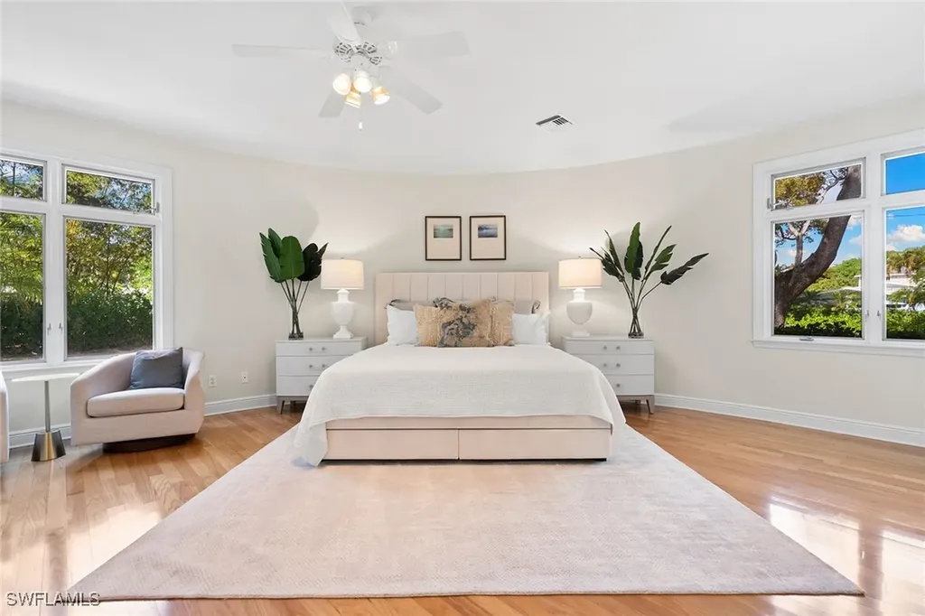 416 3rd Avenue N Naples FL 34102