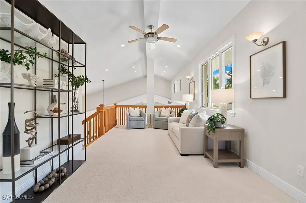 416 3rd Avenue N Naples FL 34102