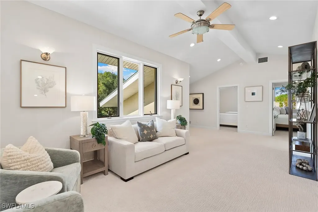 416 3rd Avenue N Naples FL 34102