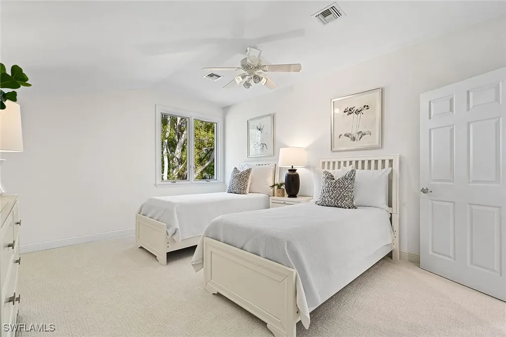 416 3rd Avenue N Naples FL 34102