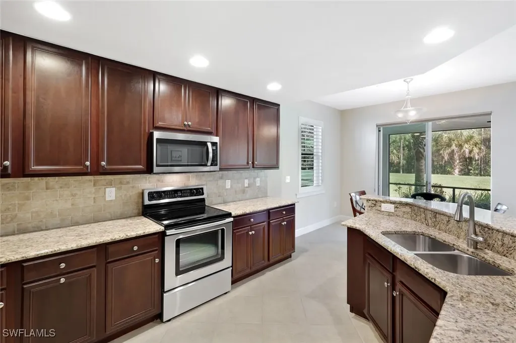 9516 Ironstone Terrace Naples FL 34120