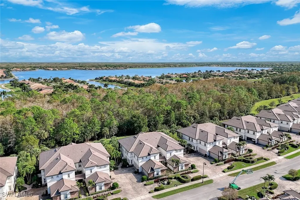 9516 Ironstone Terrace Naples FL 34120