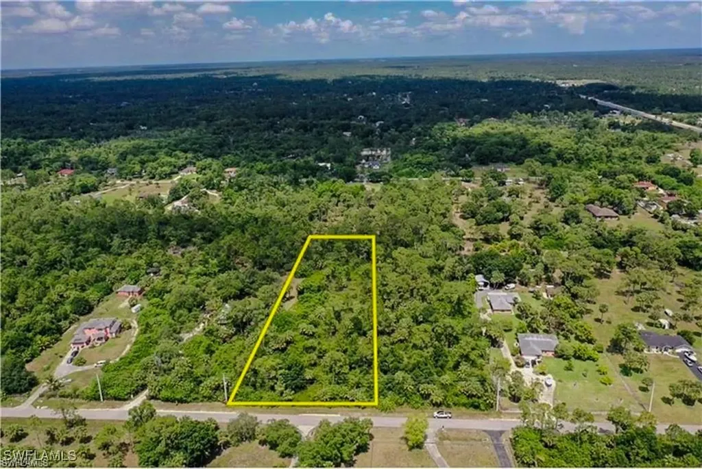 2ND Street SE Naples FL 34117