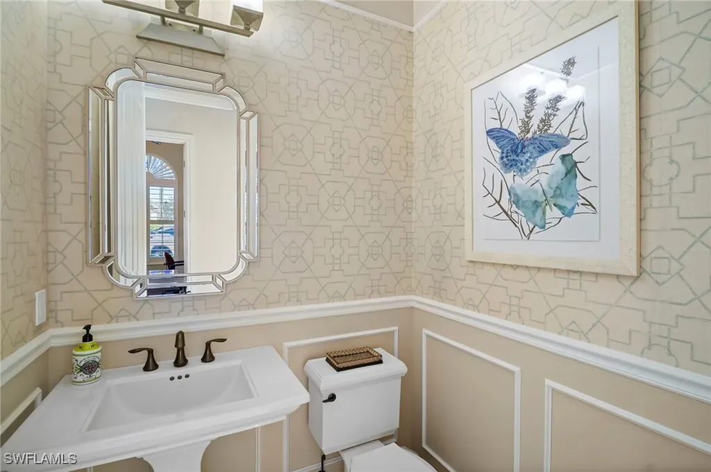 6482 Carema Lane Naples FL 34113