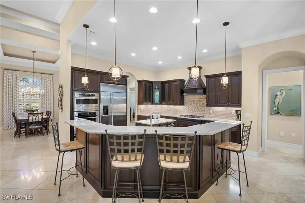 6482 Carema Lane Naples FL 34113