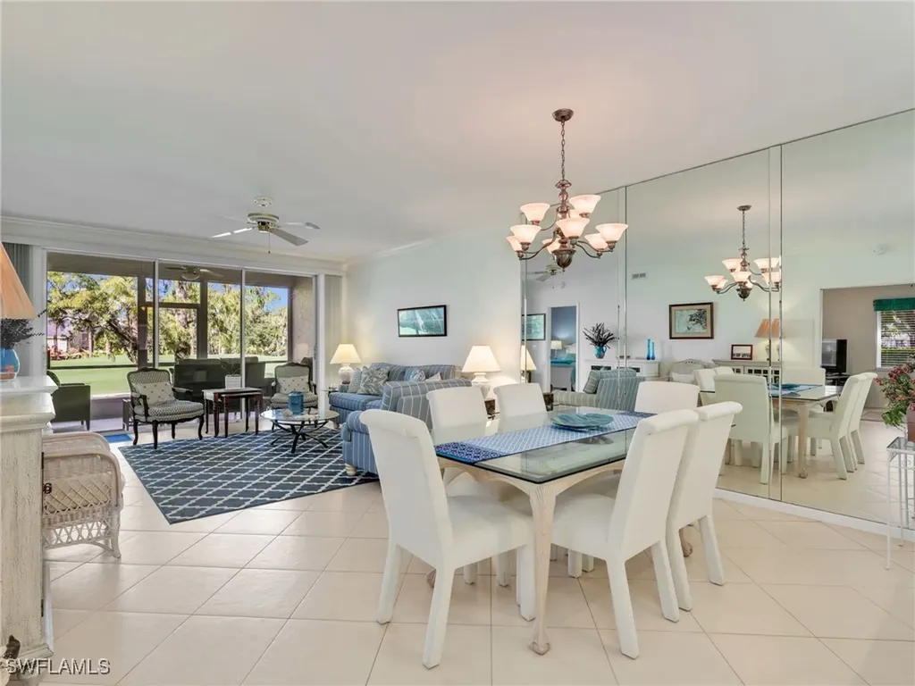 725 Saratoga Circle Naples FL 34104