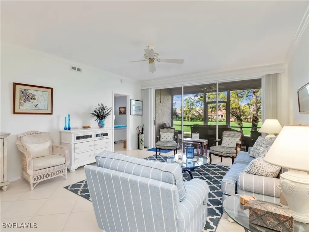 725 Saratoga Circle Naples FL 34104