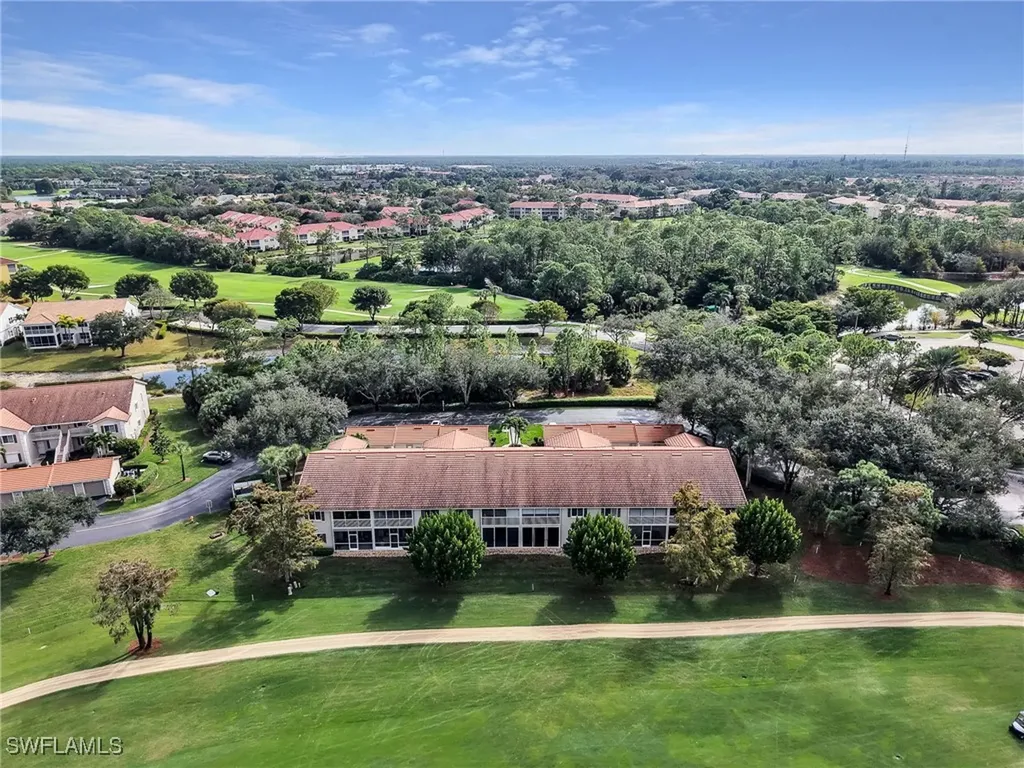 725 Saratoga Circle Naples FL 34104