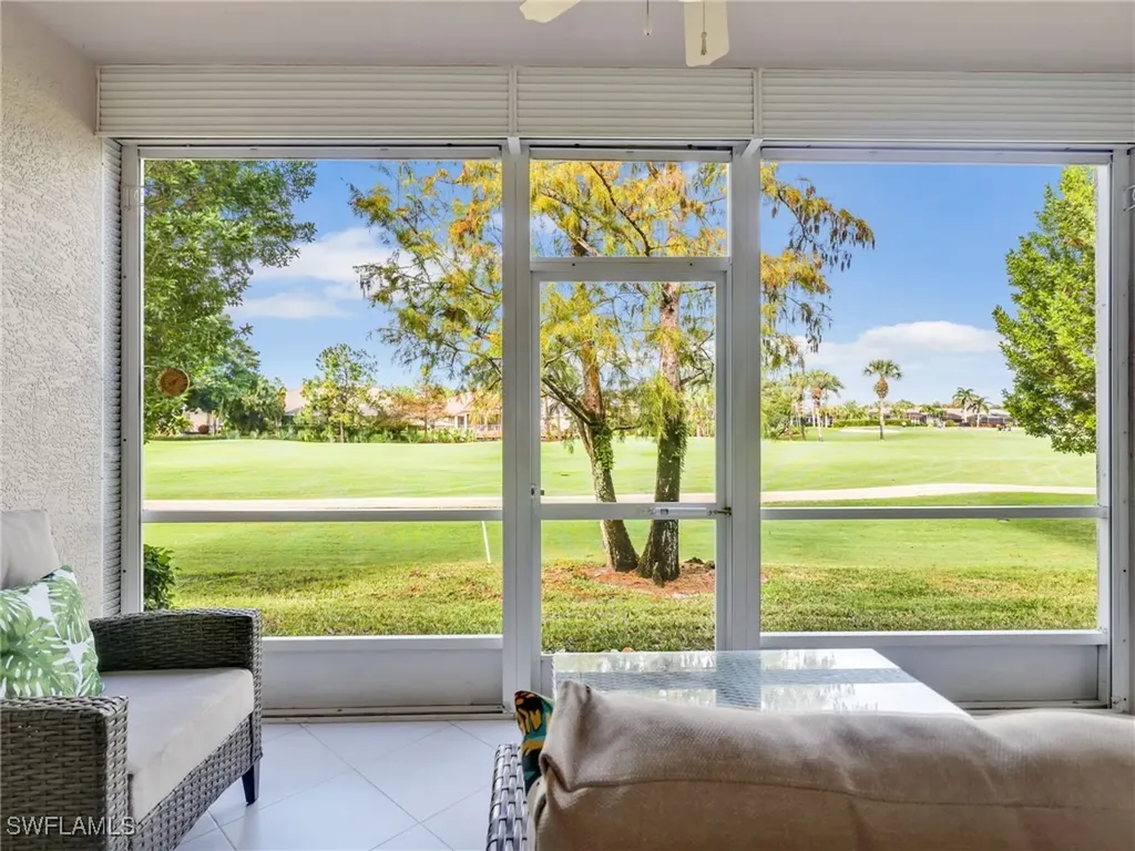 725 Saratoga Circle Naples FL 34104