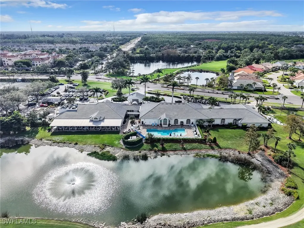 725 Saratoga Circle Naples FL 34104