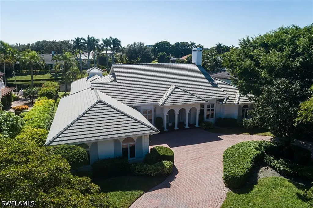 708 Nathan Hale Drive Naples FL 34108