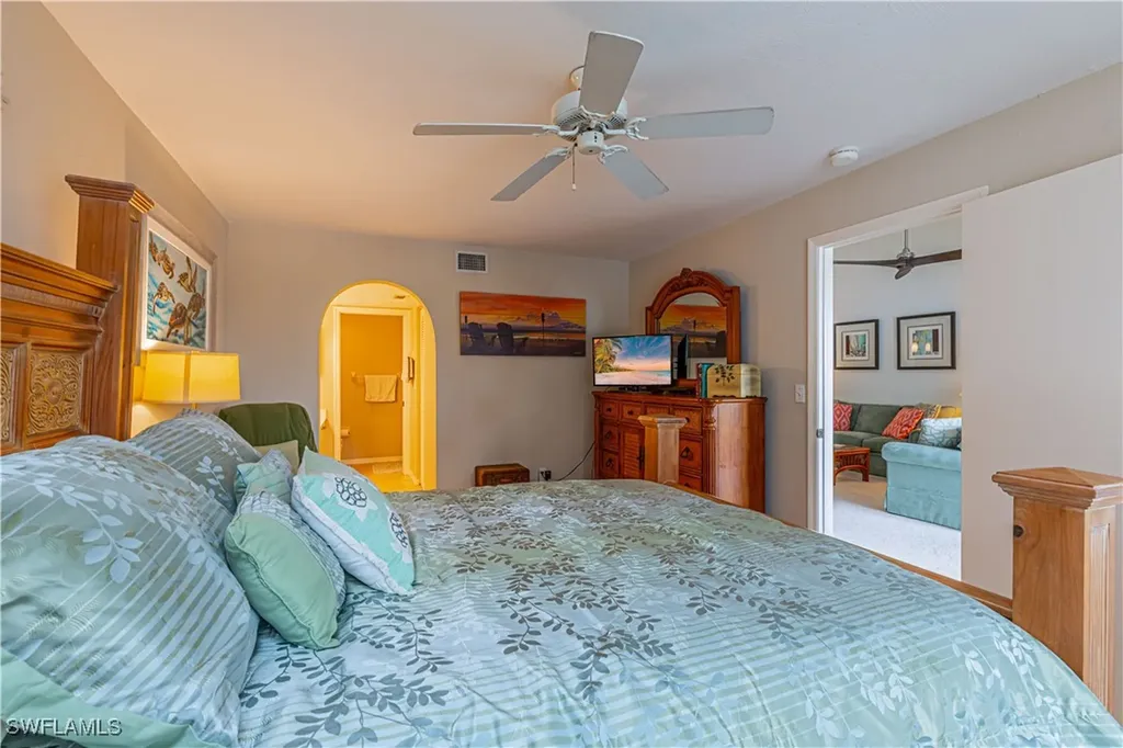 4410 Chantelle Drive Naples FL 34112