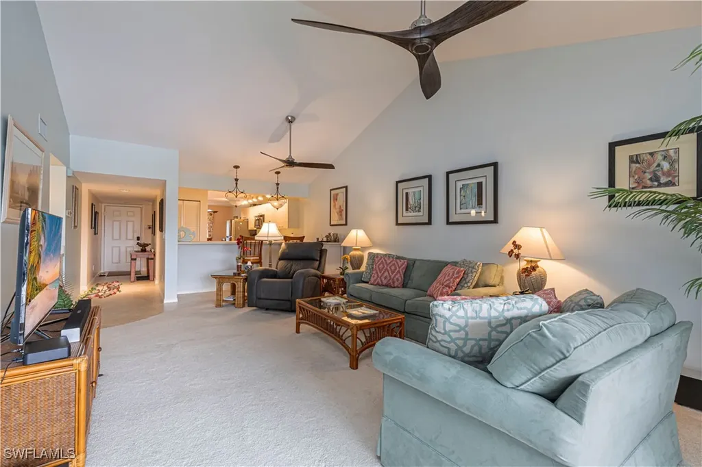 4410 Chantelle Drive Naples FL 34112
