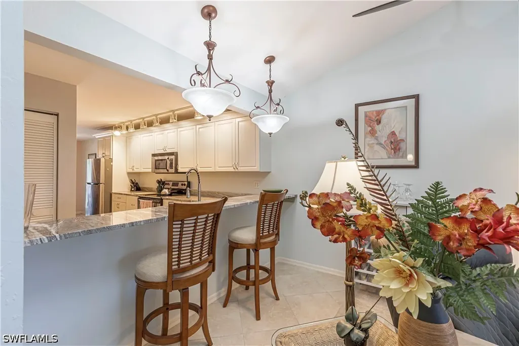 4410 Chantelle Drive Naples FL 34112