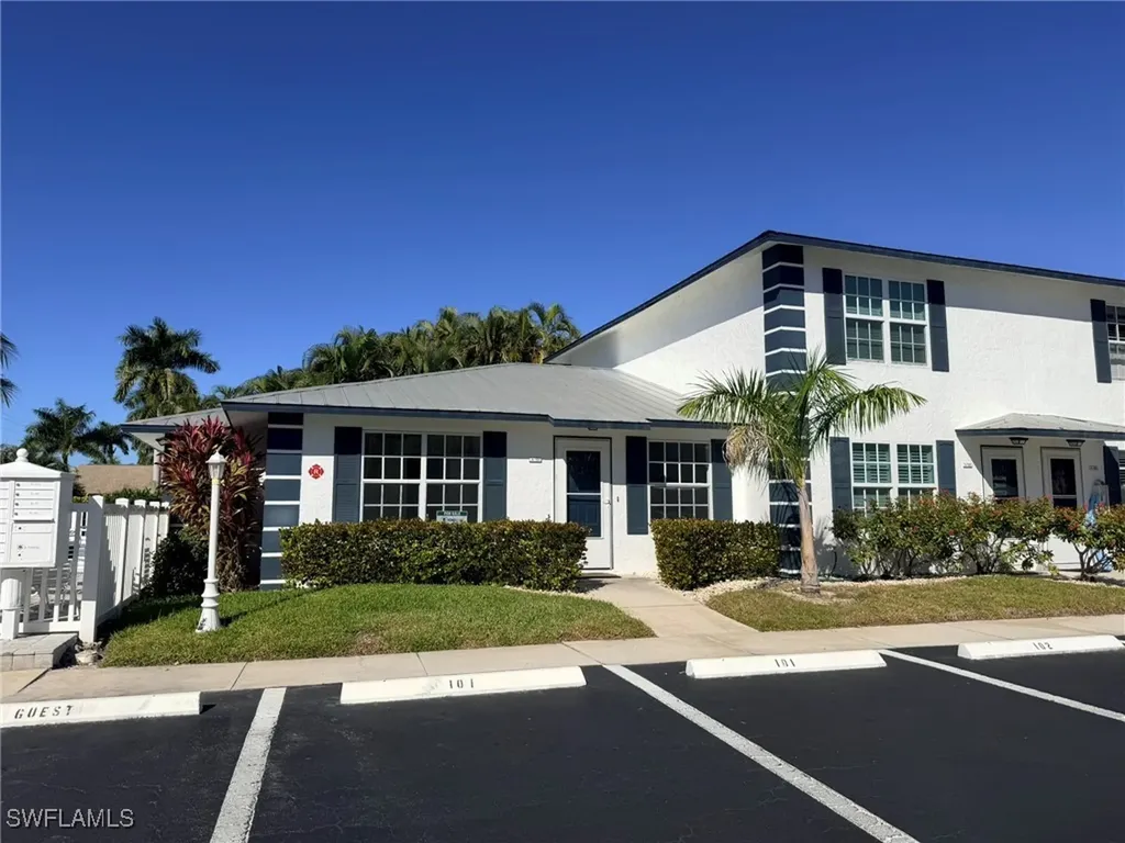 761 W Elkcam Circle Marco Island FL 34145