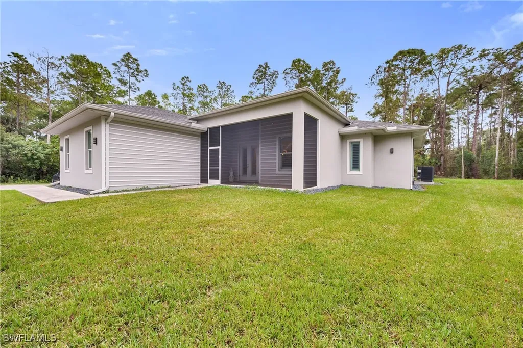 3512 16th Avenue NE Naples FL 34120