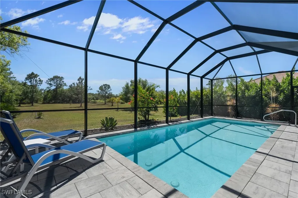 3630 70th Avenue NE Naples FL 34120