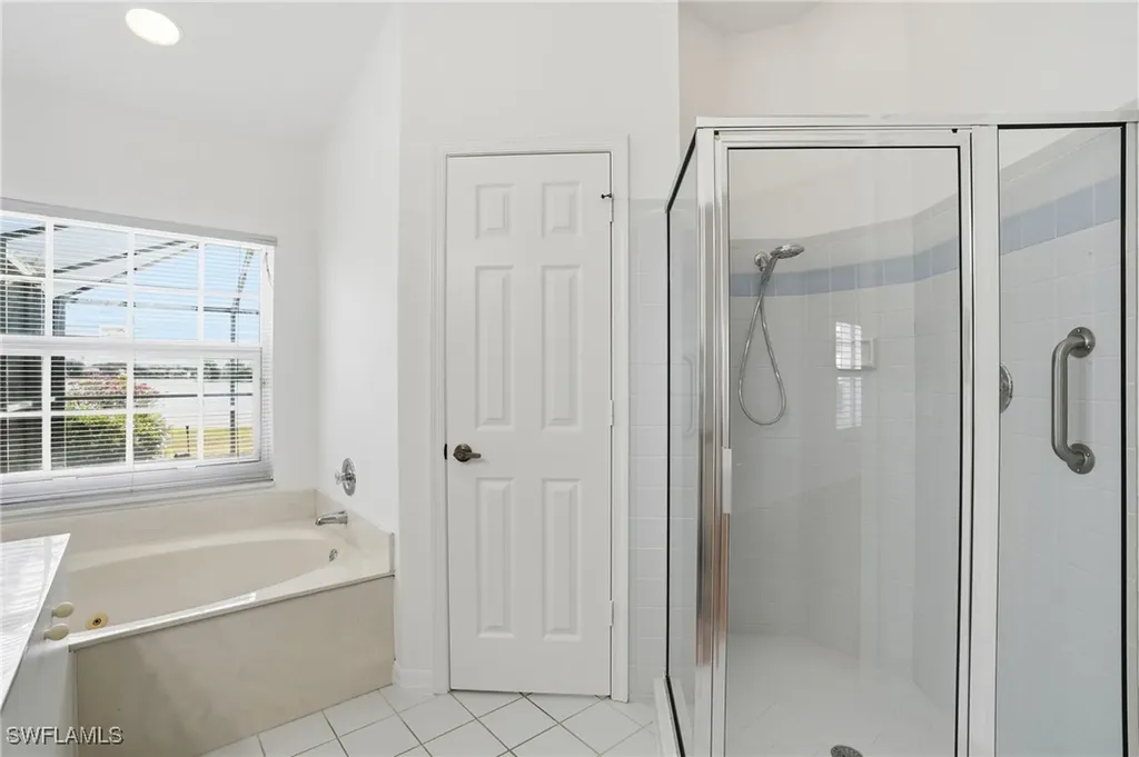 712 Lambton Lane Naples FL 34104