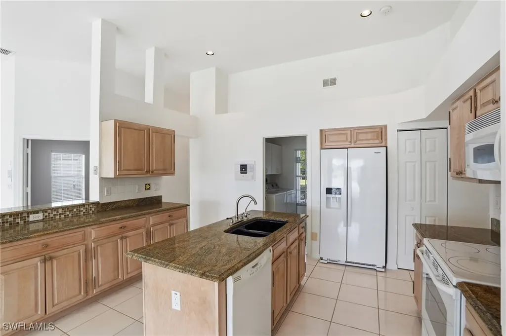 712 Lambton Lane Naples FL 34104