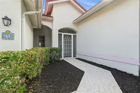 712 Lambton Lane Naples FL 34104