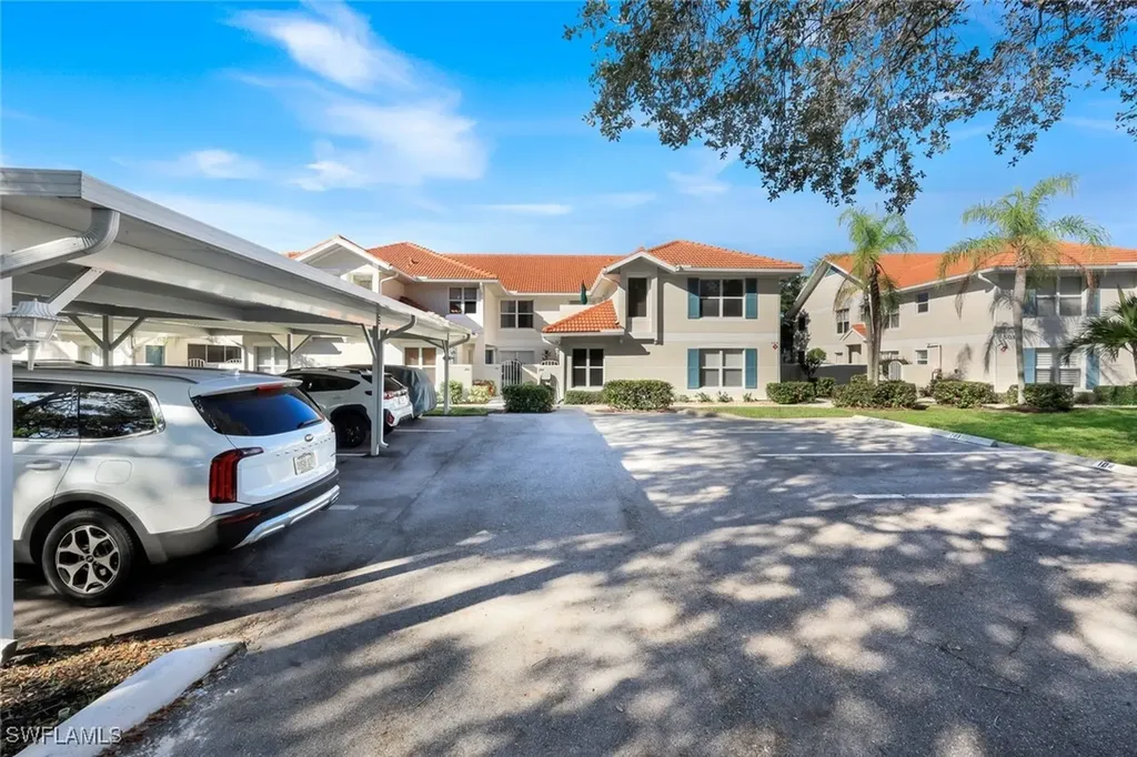 5070 Cedar Springs Drive Naples FL 34110