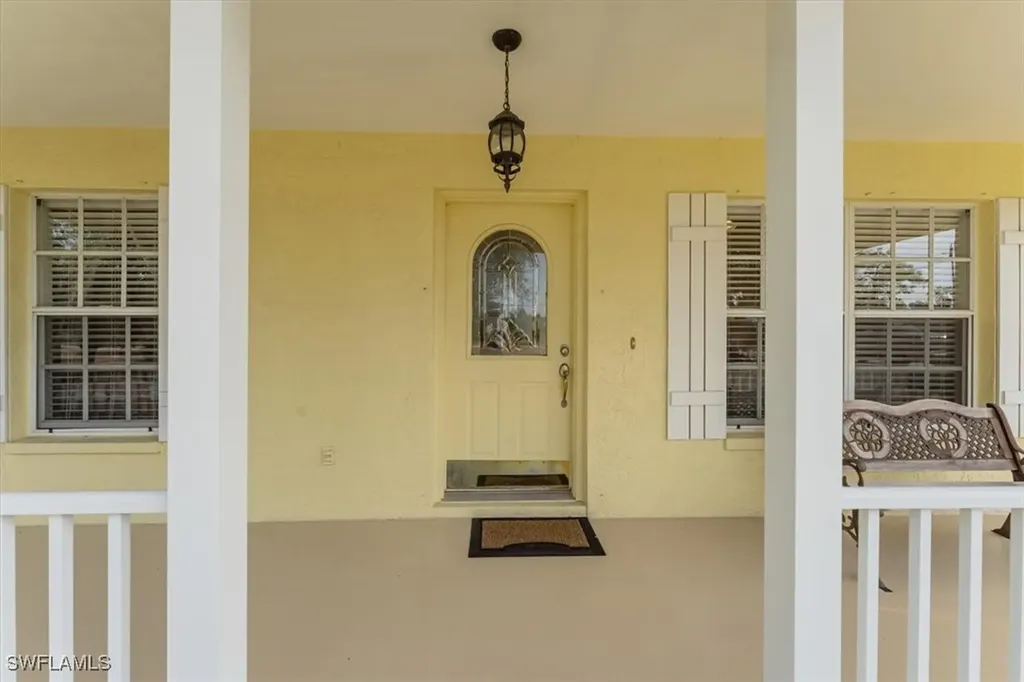 2290 Everglades Boulevard N Naples FL 34120