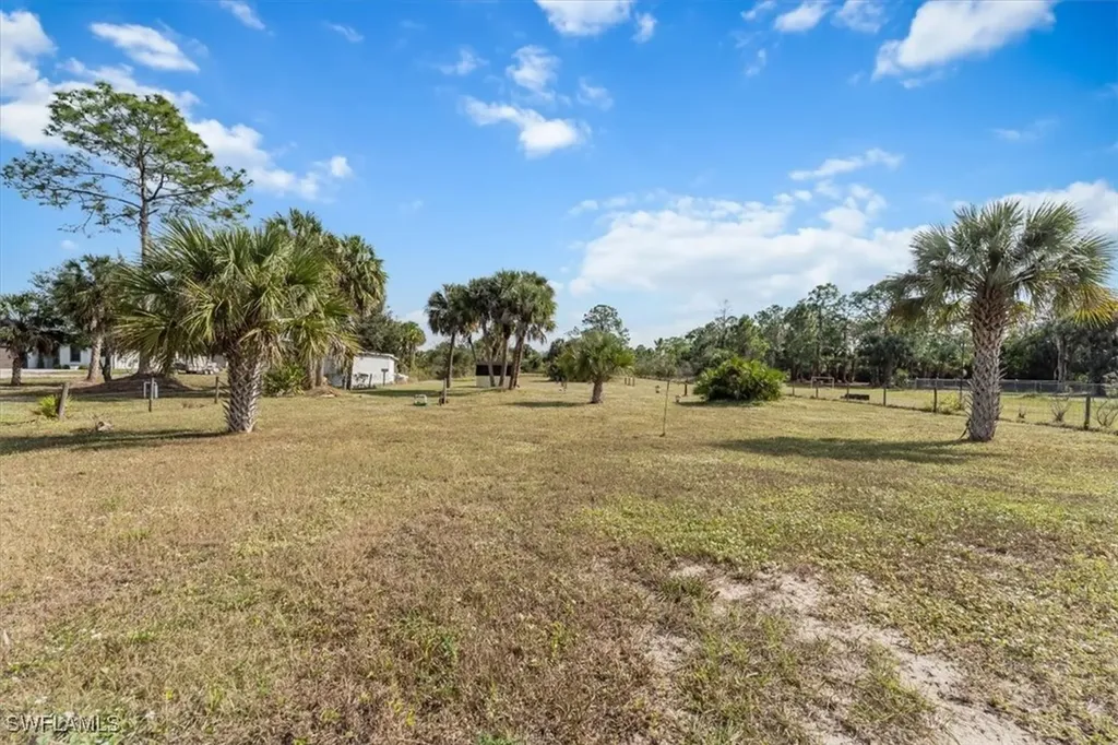 2290 Everglades Boulevard N Naples FL 34120