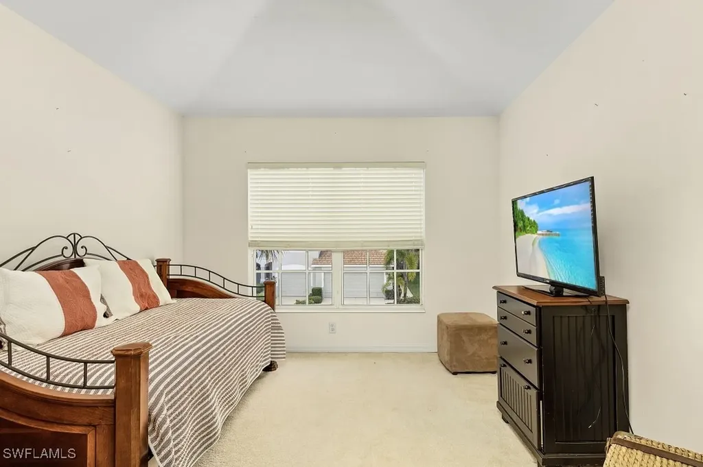 8381 Village Edge Circle Fort Myers FL 33919