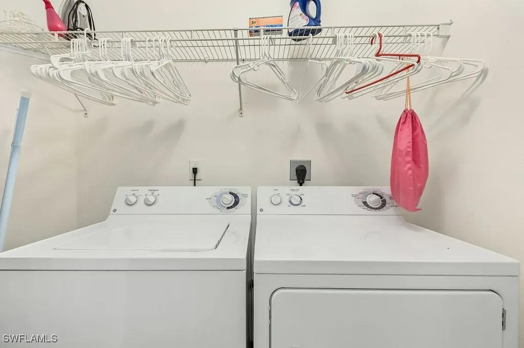 8381 Village Edge Circle Fort Myers FL 33919