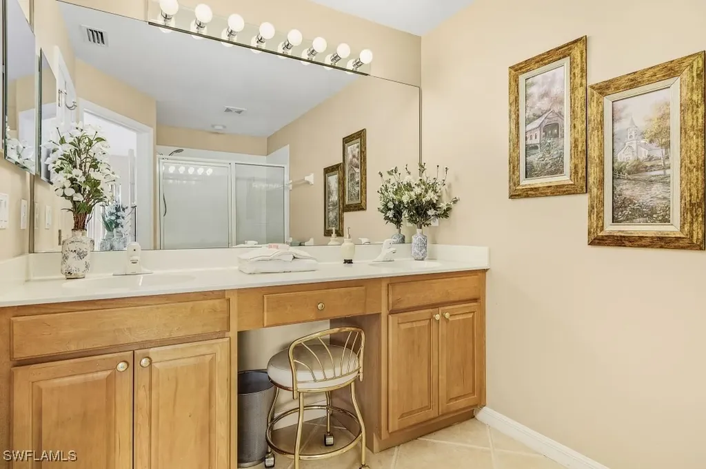 8381 Village Edge Circle Fort Myers FL 33919