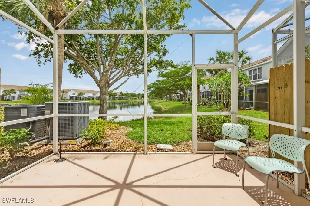 8381 Village Edge Circle Fort Myers FL 33919