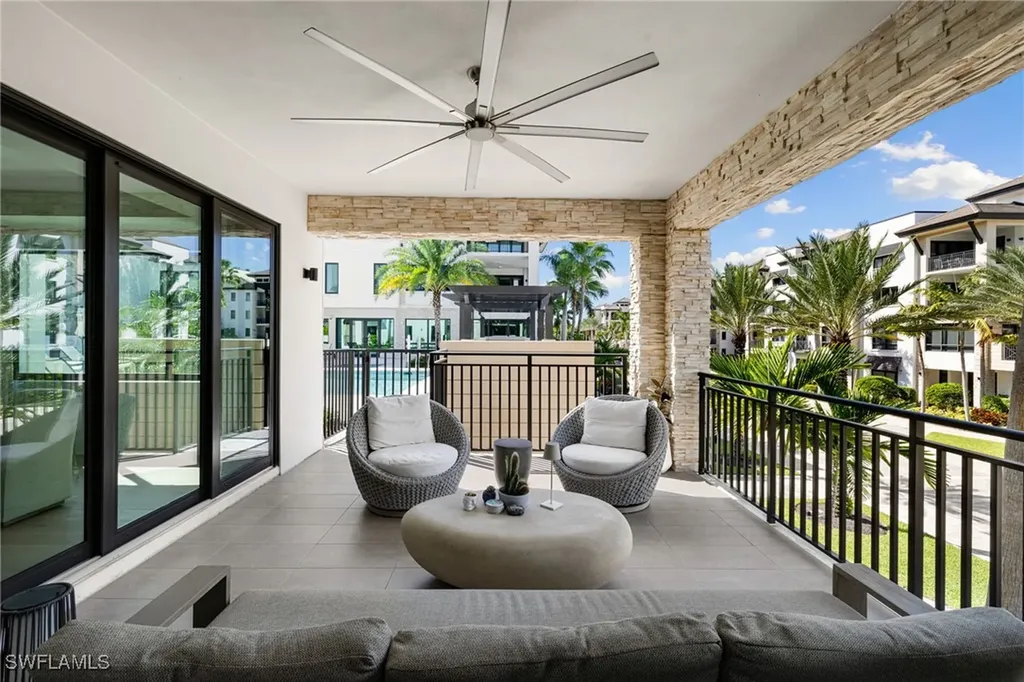 1130 3rd Avenue S Naples FL 34102