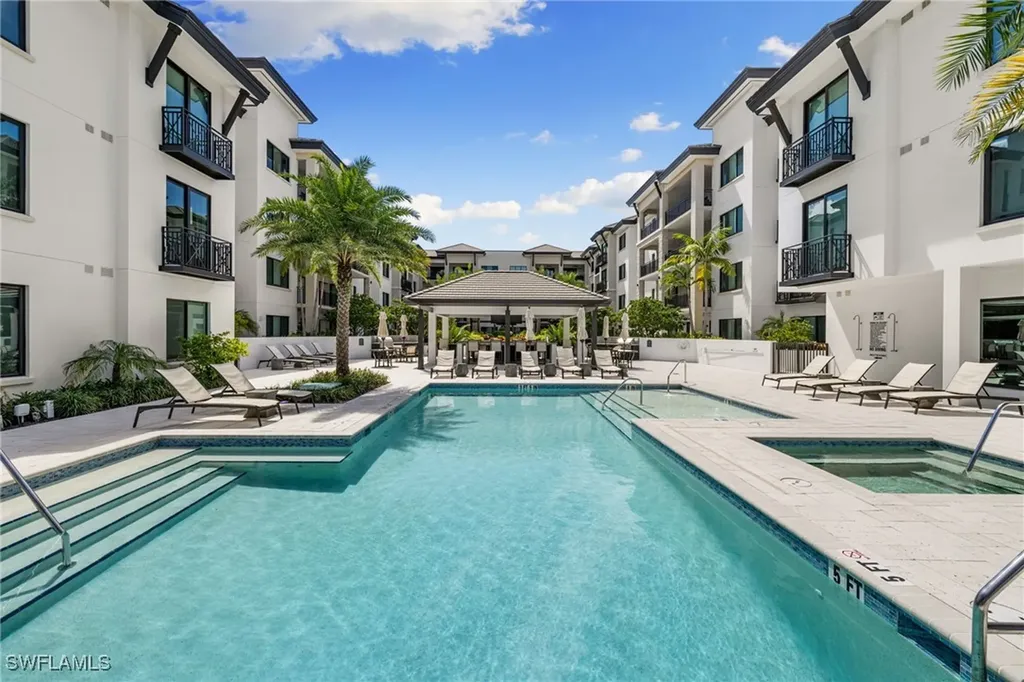 1130 3rd Avenue S Naples FL 34102