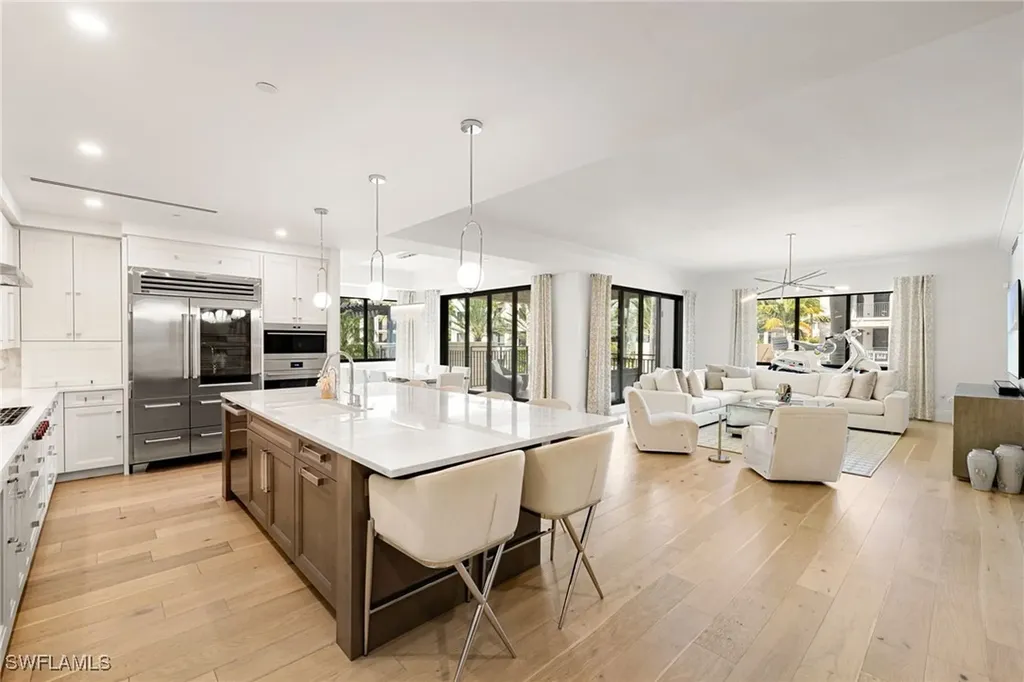 1130 3rd Avenue S Naples FL 34102