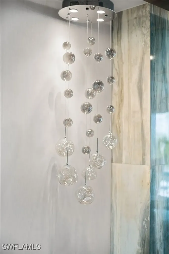 121 Barefoot Circle Bonita Springs FL 34134