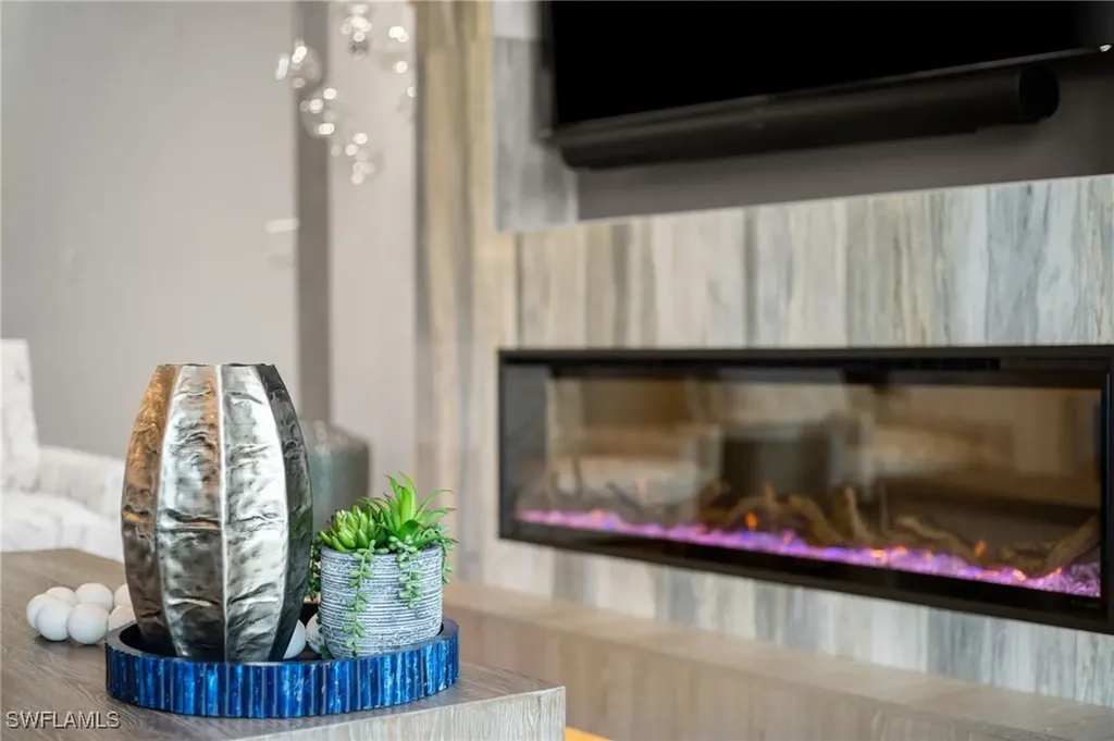 121 Barefoot Circle Bonita Springs FL 34134