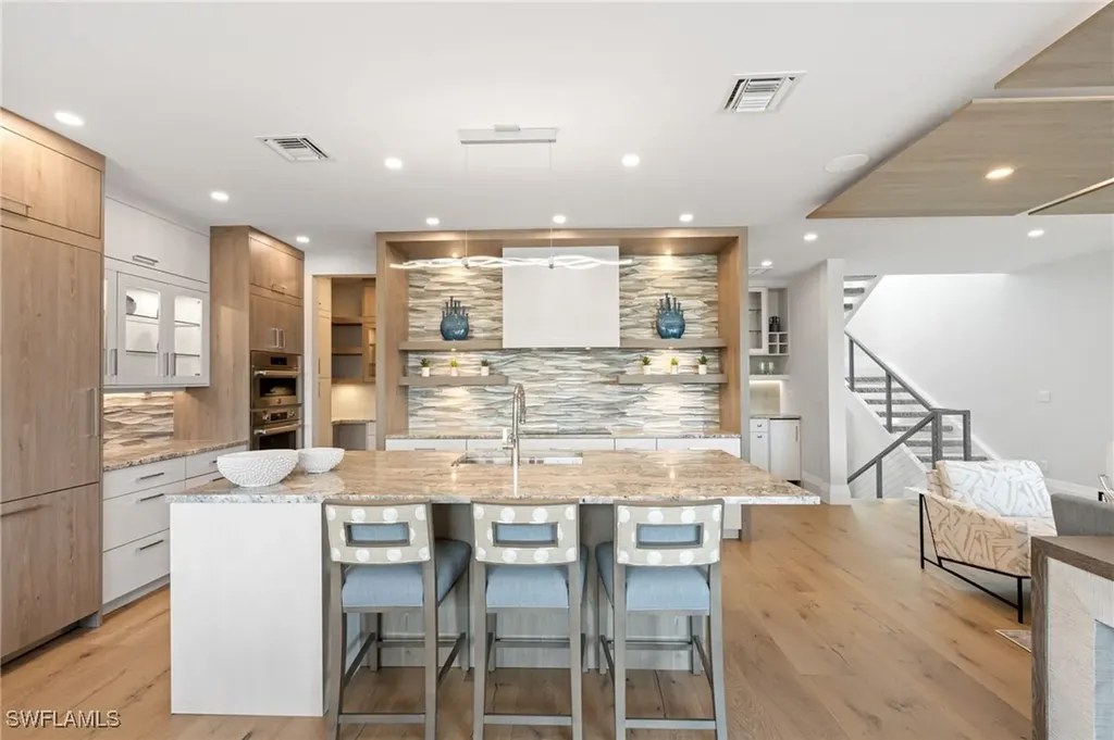 121 Barefoot Circle Bonita Springs FL 34134