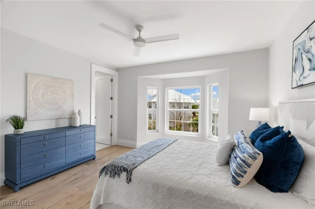 121 Barefoot Circle Bonita Springs FL 34134