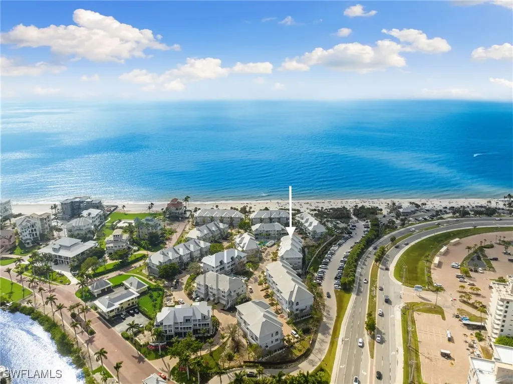 121 Barefoot Circle Bonita Springs FL 34134