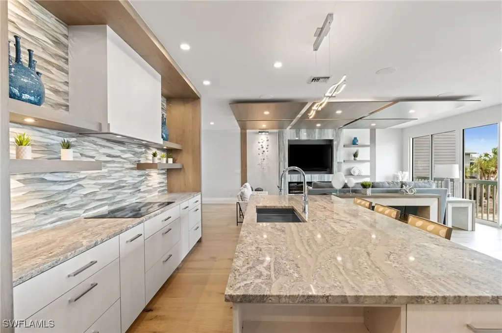 121 Barefoot Circle Bonita Springs FL 34134