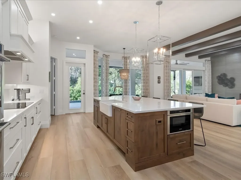 6665 Mill Run Circle Naples FL 34109